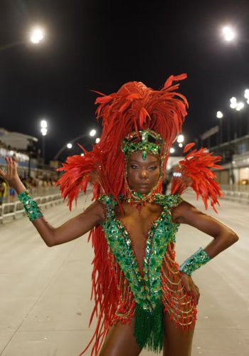 Thelma de Assis.jpg