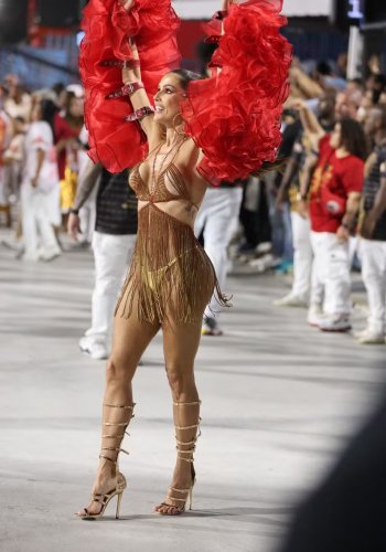 DEBORAH SECCO.jpg